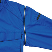 アームホールにベンチレーションテープを使用